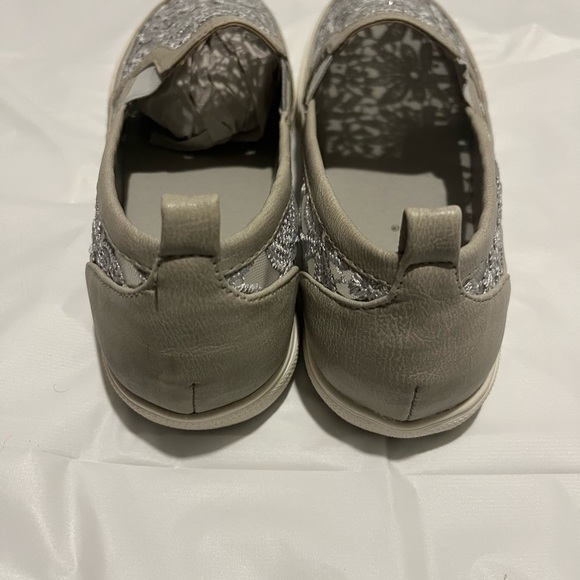 New in box shoes Grey Natures Breeze Size 10 - Picture 2 of 14